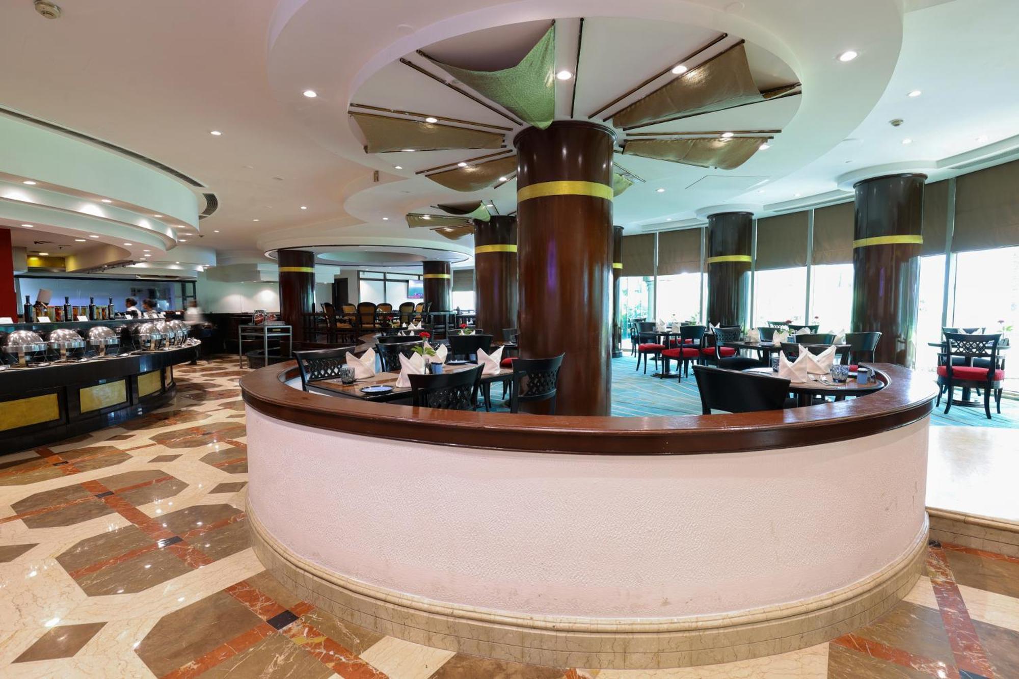 Hotel Le Royal Meridien Chennai